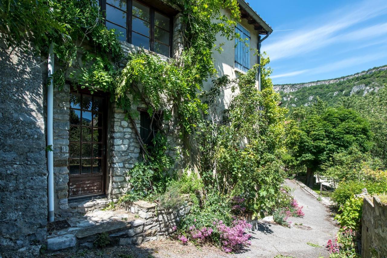 Les Hirondelles Villa Pont-de-Barret Exterior foto